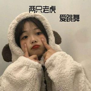 偷拍窝棚里嫖老太视频
